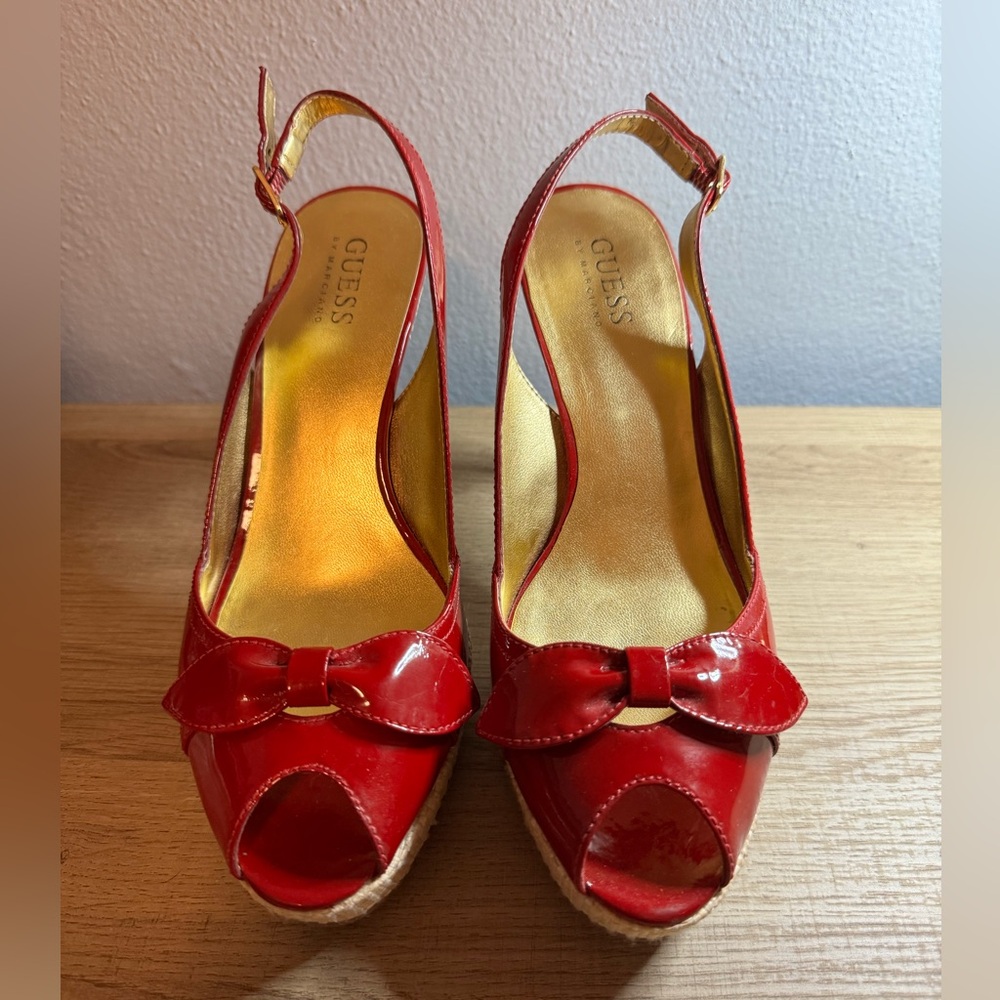 Guess heels with red bow